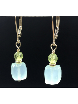 Chalcedony Faceted Cube and Peridot Earring